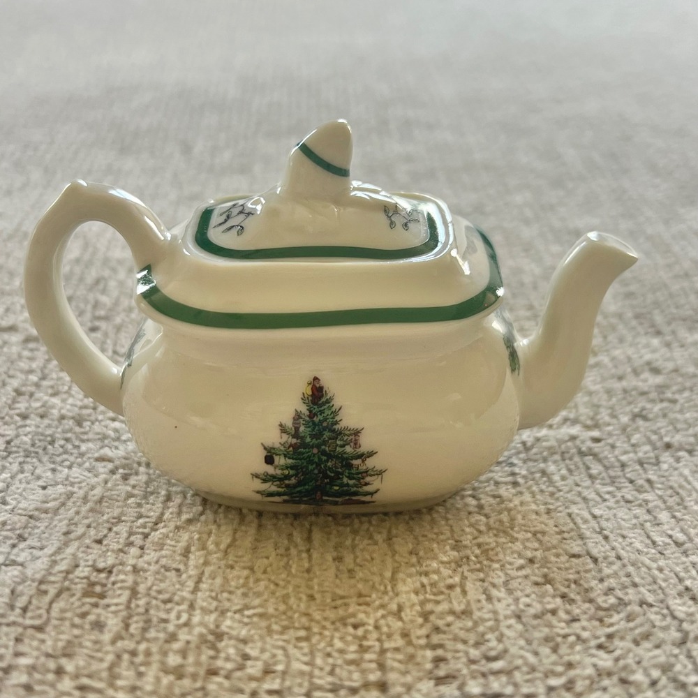 Spode Christmas Tree Miniature Teapot Fine Porcelain Holiday Collectible Boxed